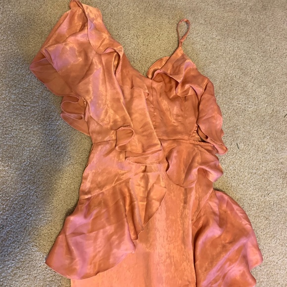 NWT coral asos asymmetrical tiered ruffle dress - Picture 5 of 9